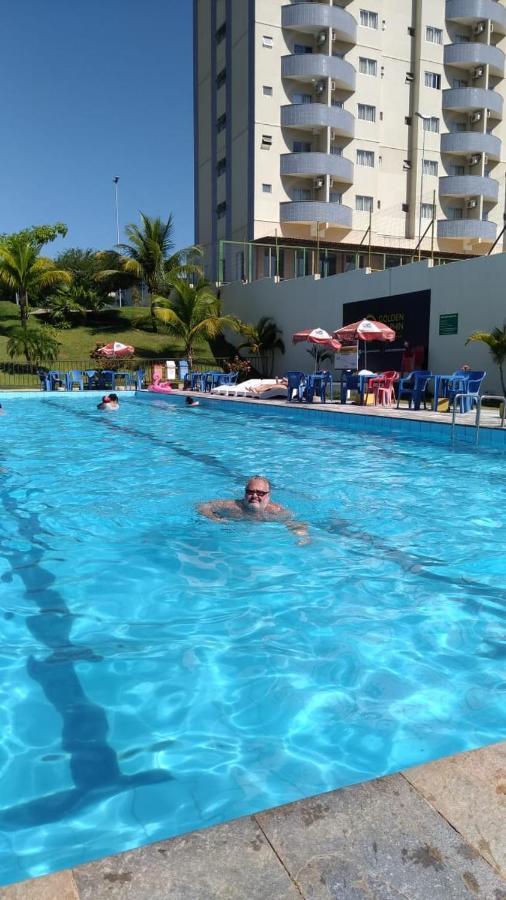 Hotel Golden Dolphin Resort - Flat No Decimo Andar Quarto Com Varanda カルダス・ノバス エクステリア 写真